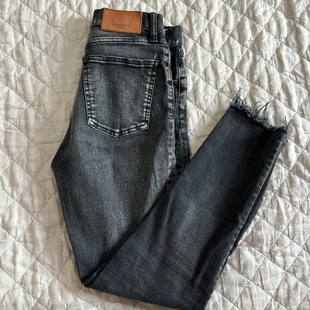 High rise grey skinny jeans